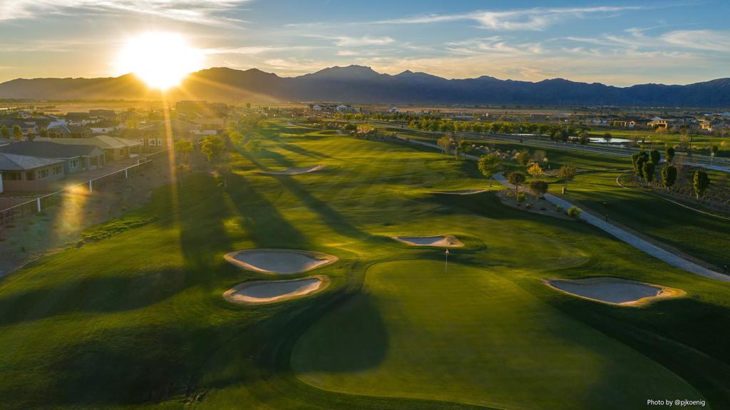 sterling-grove-golf-country-club-1
