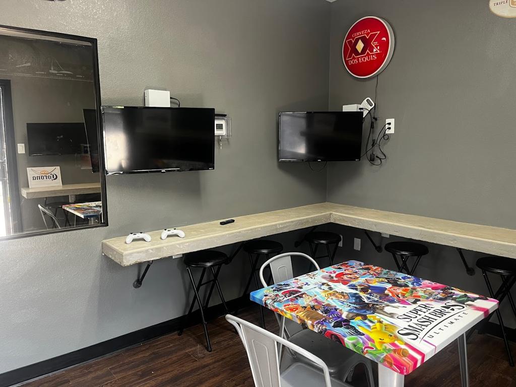 the-lucky-shot-bar-and-arcade-2