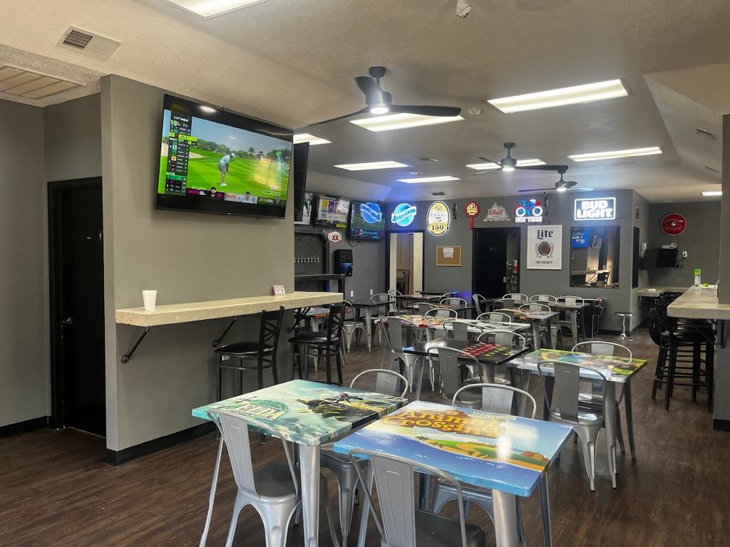 the-lucky-shot-bar-and-arcade-5