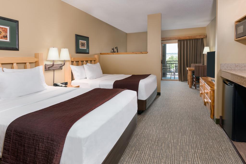 great-wolf-lodge-water-park-kansas-city-4