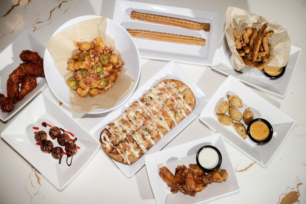 sinkers-lounge-power-light-8