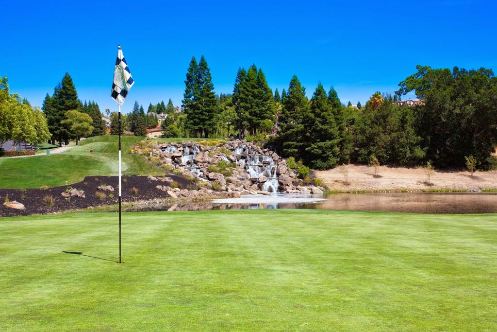 blackhawk-country-club-1755464961005