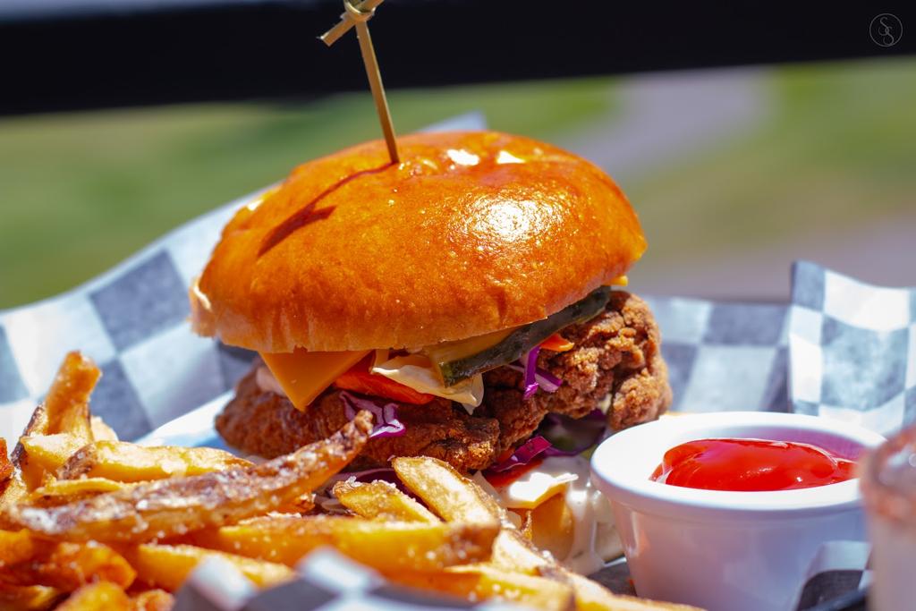 longboards-bar-grill-7