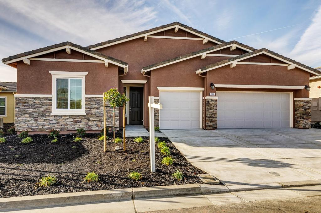 trilogy-at-rio-vista-1