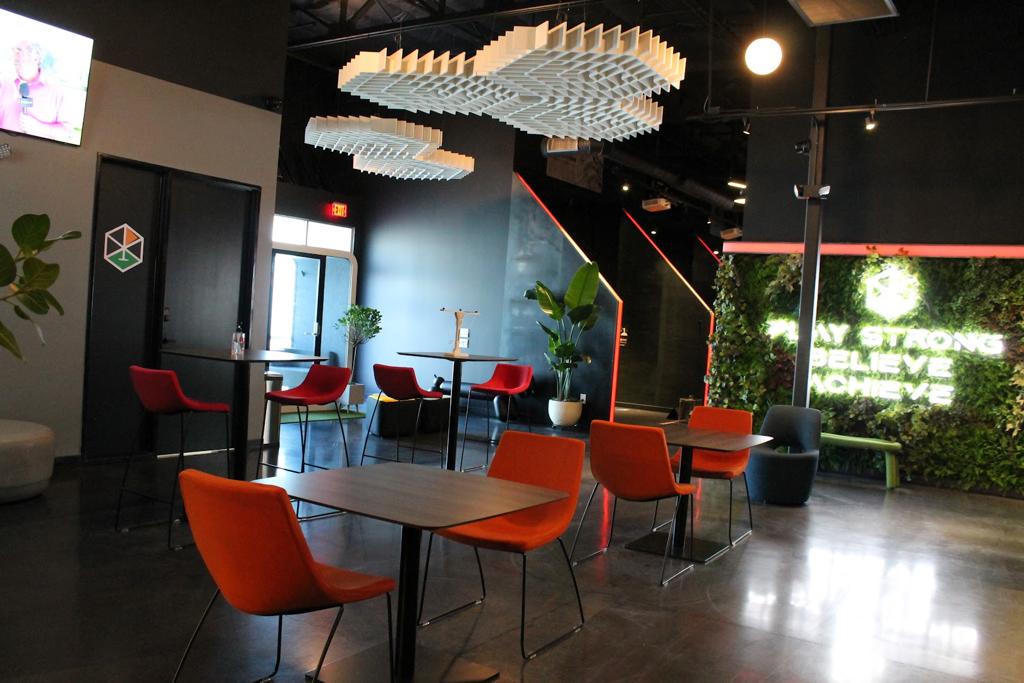 onyx-indoor-golf-cafe-2