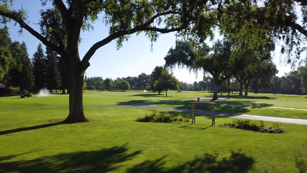 butte-creek-country-club-1