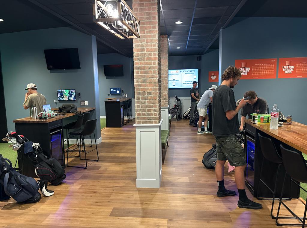 svn2-indoor-golf-malibu-2