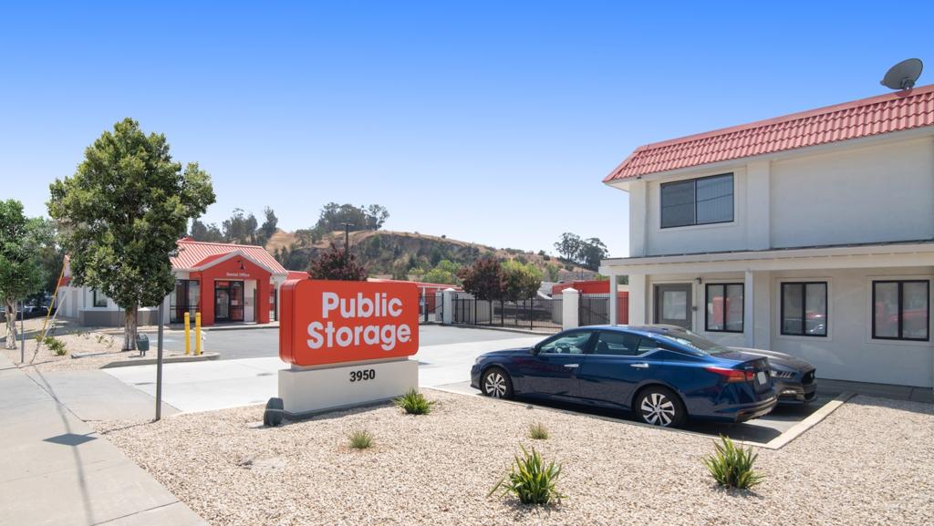 public-storage-1