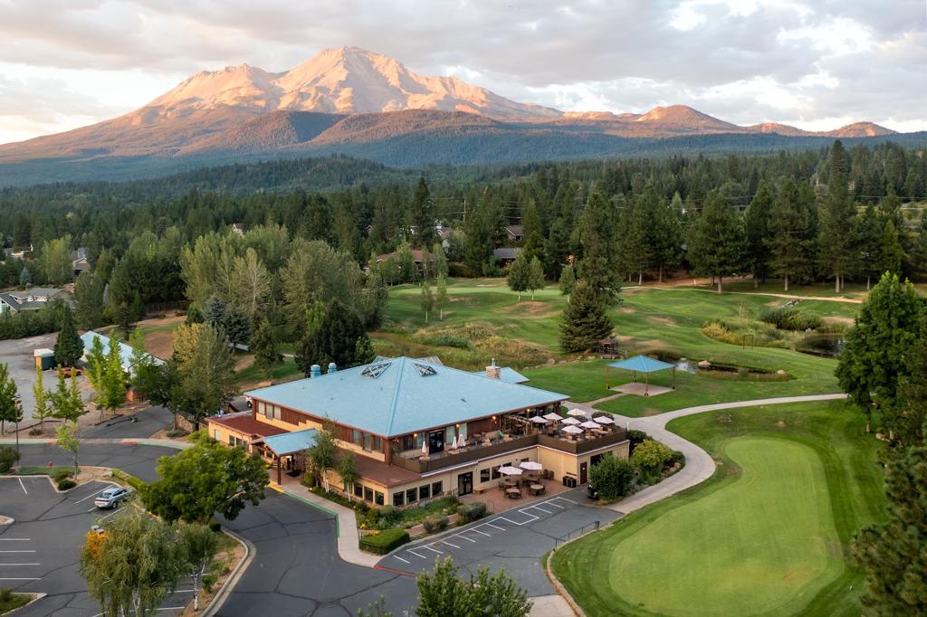 mount-shasta-resort-1
