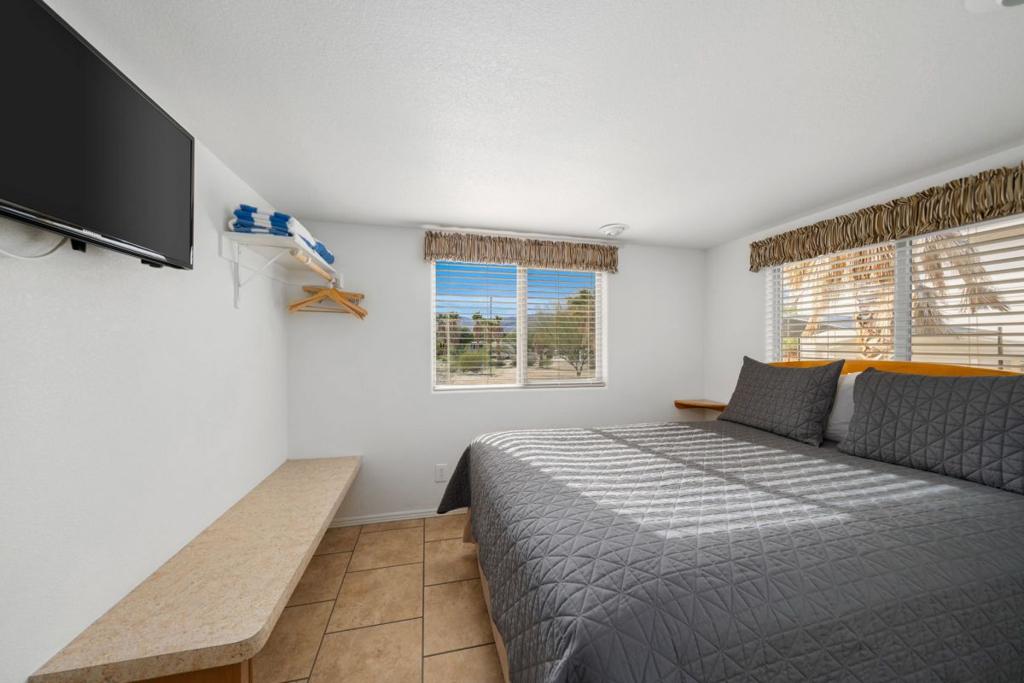 the-springs-at-borrego-rv-resort-golf-course-2