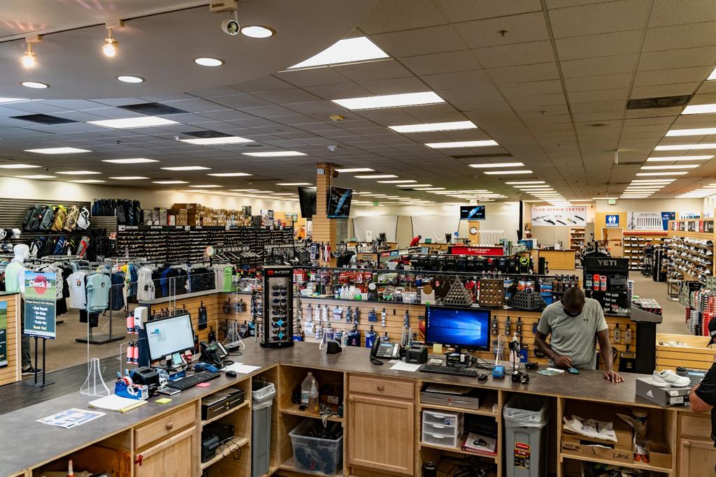 roger-dunn-golf-shops-3