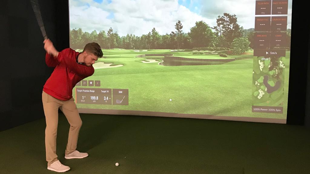 indoor-golf-at-chris-cotes-golf-shop-1