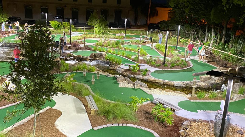 gregor-macgregors-mini-links-drinks-1755465062775