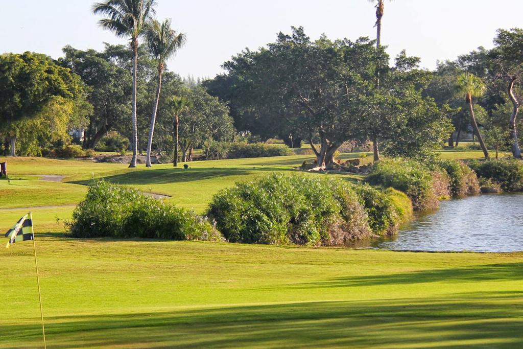 sanibel-island-golf-club-1