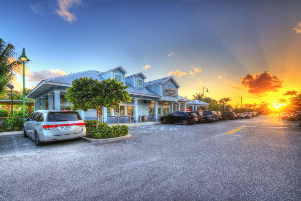 lighthouse-cove-adventure-golf-1