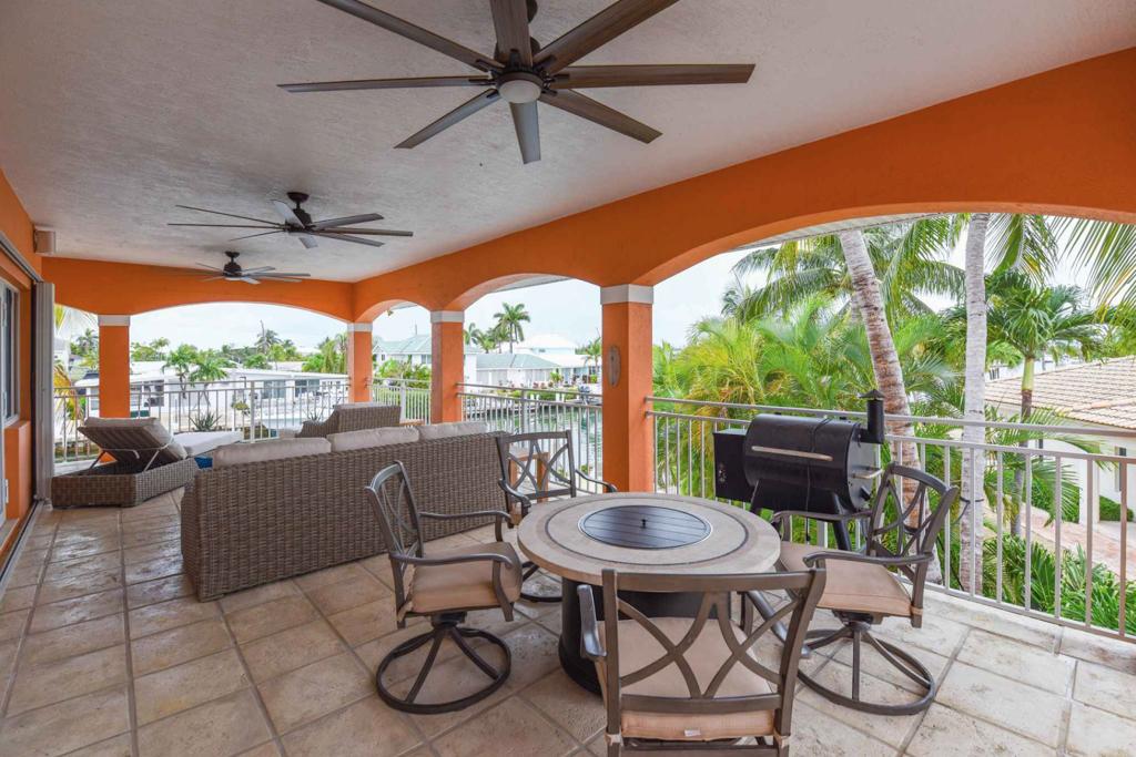 key-colony-beach-rentals-2