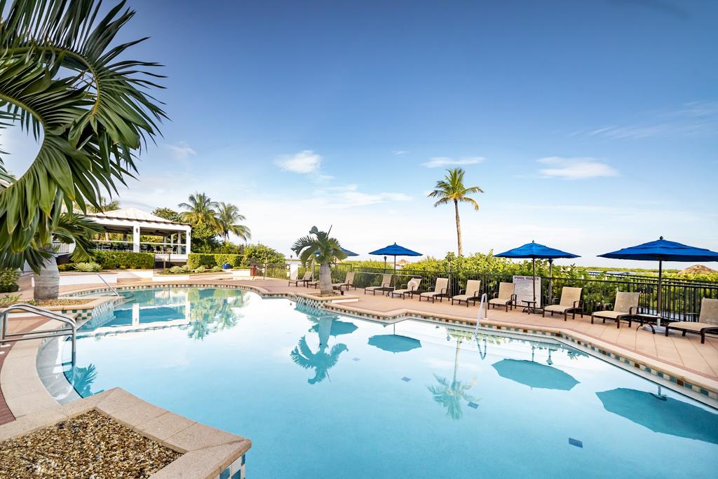 hideaway-beach-club-8