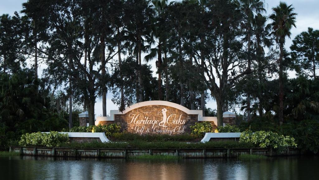 heritage-oaks-golf-country-club-1