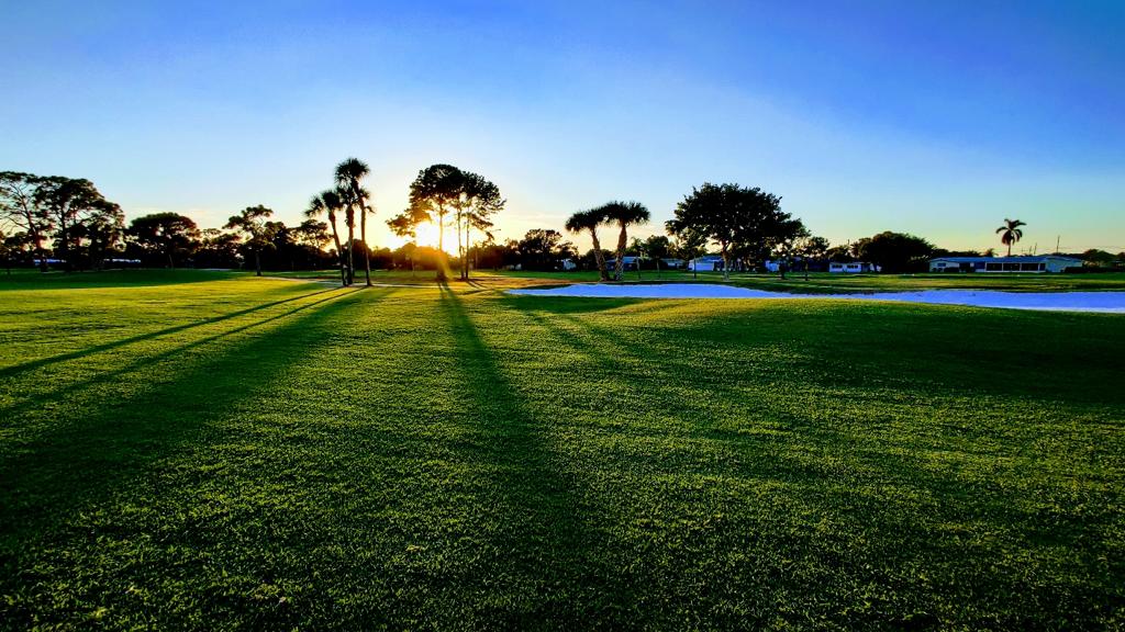 closed-permanently-trident-golf-club-1