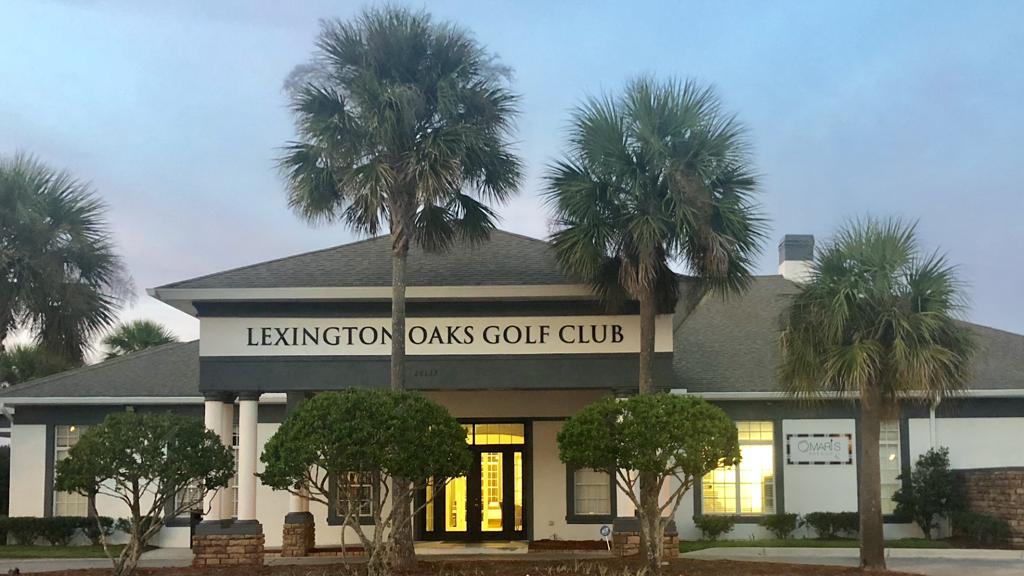lexington-oaks-golf-club-omaris-bar-and-grill-1