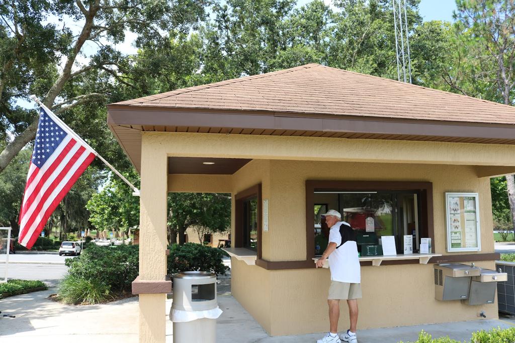 silver-lake-executive-golf-course-1