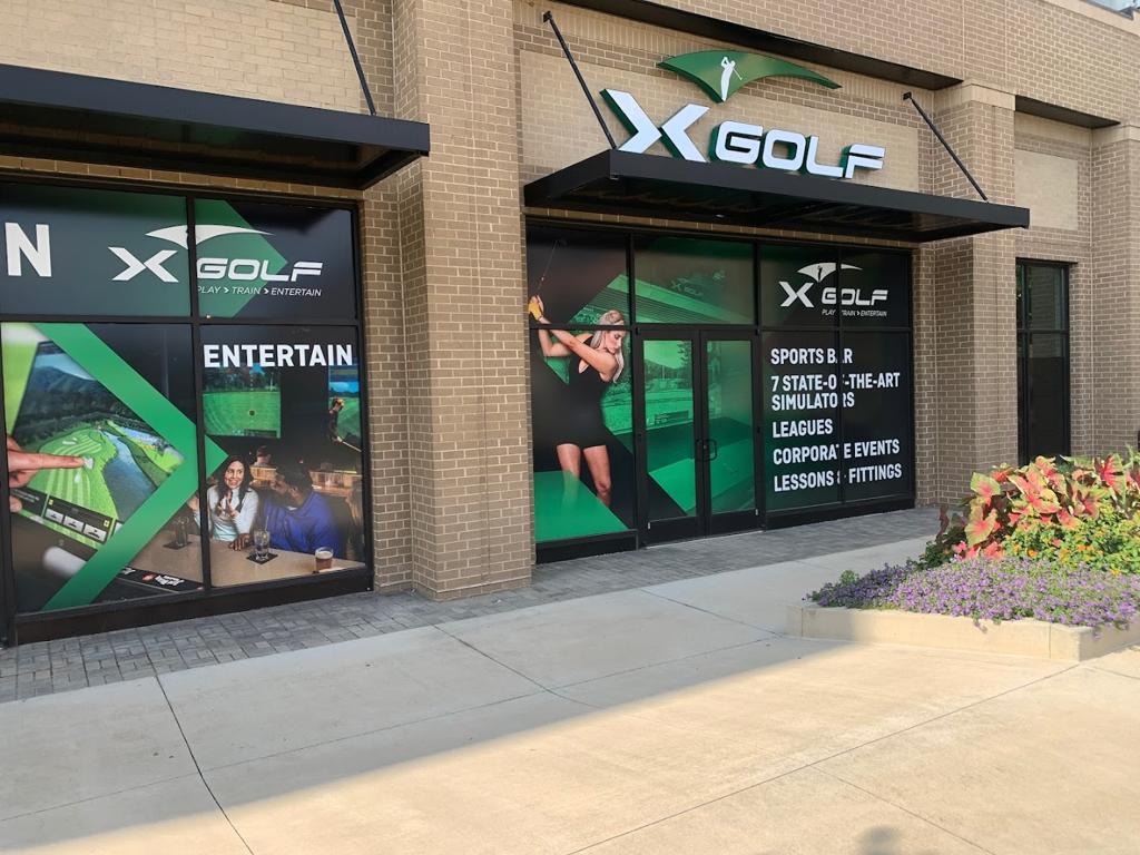 x-golf-alpharetta-indoor-golf-simulator-bar-virtual-golf-2