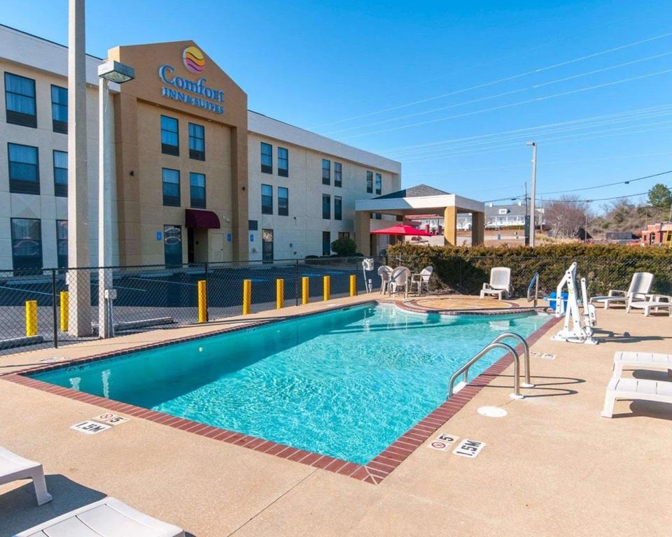 comfort-inn-suites-5