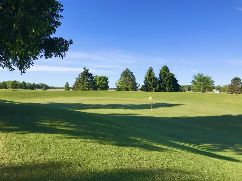 ledge-meadows-golf-course-2