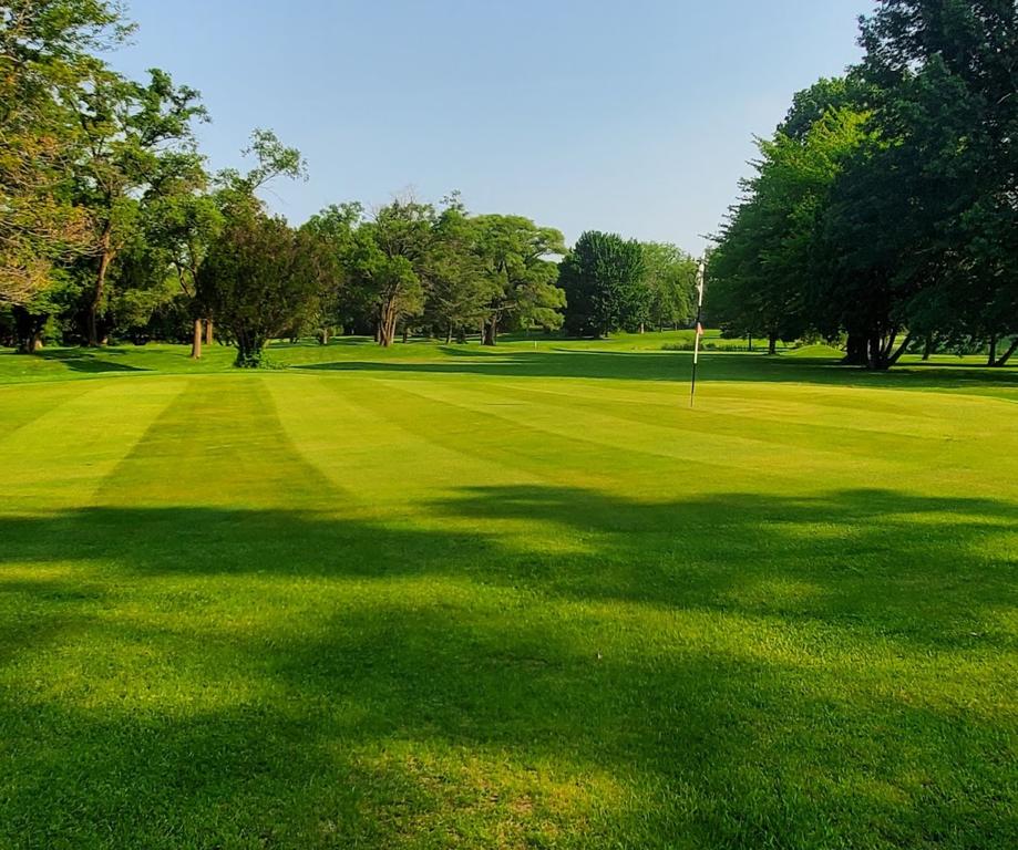 blossom-trails-golf-club-inc-3