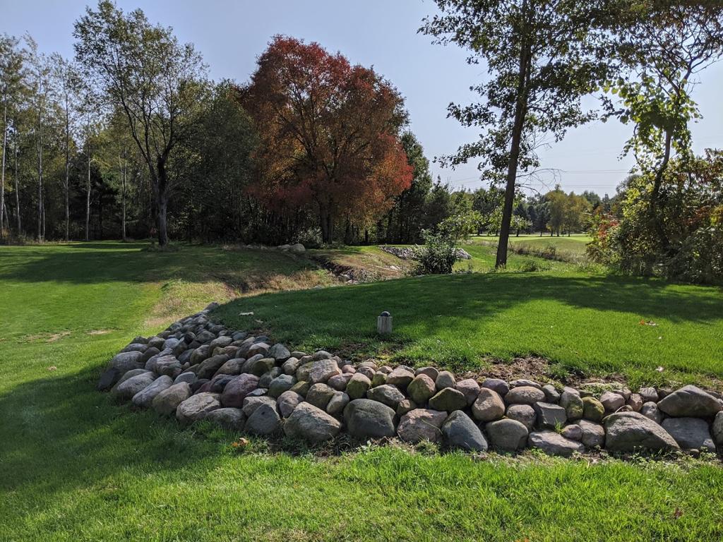 the-kicks-at-bowen-lake-4