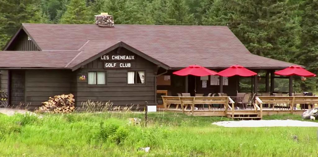 les-cheneaux-golf-club-1