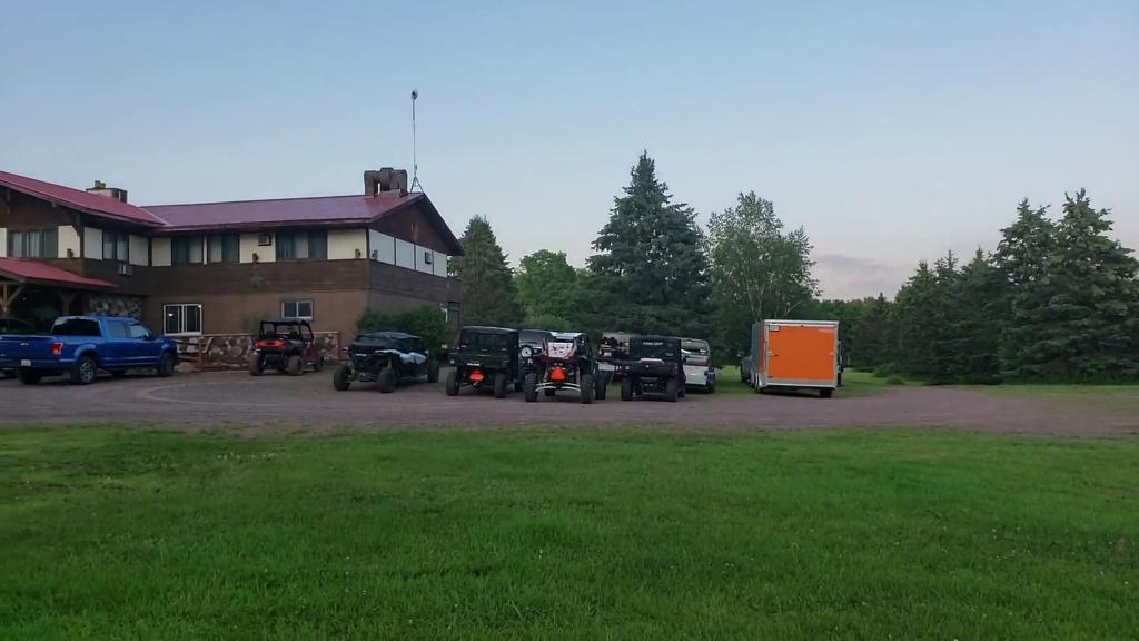 black-river-lodge-at-north-ironwood-acres-3