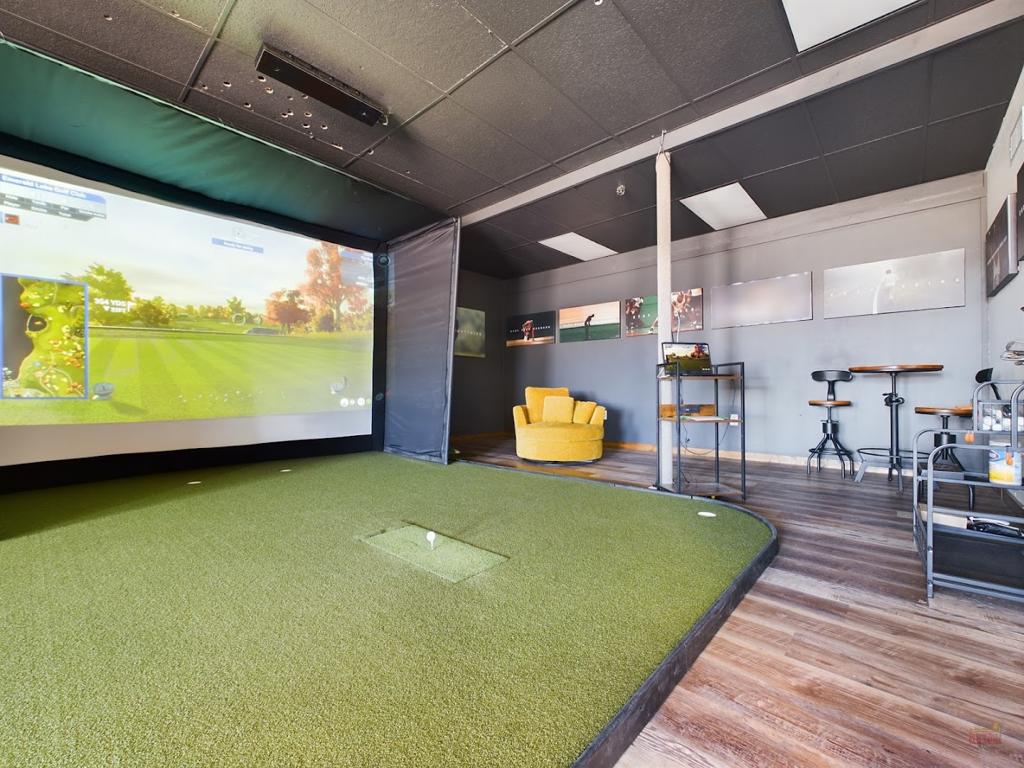 pictured-rocks-virtual-golf-simulator-1