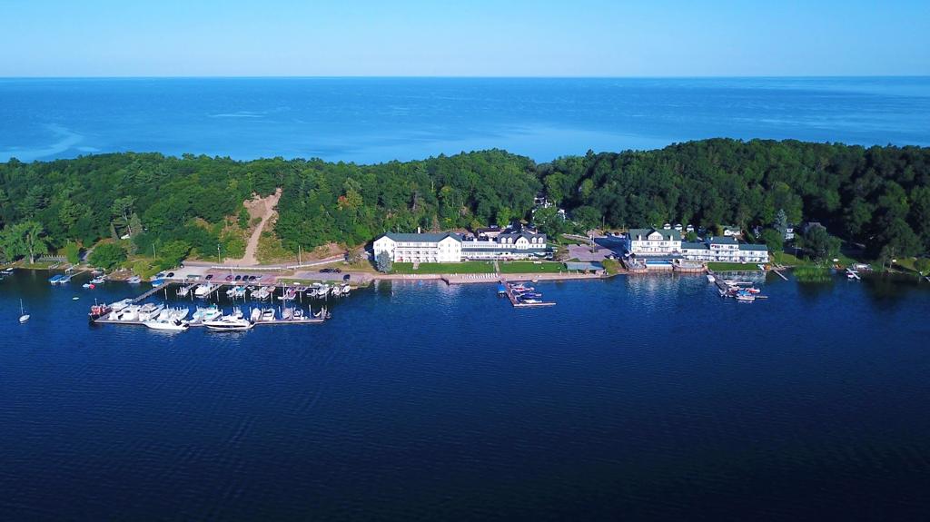 portage-point-resort-1755481532567