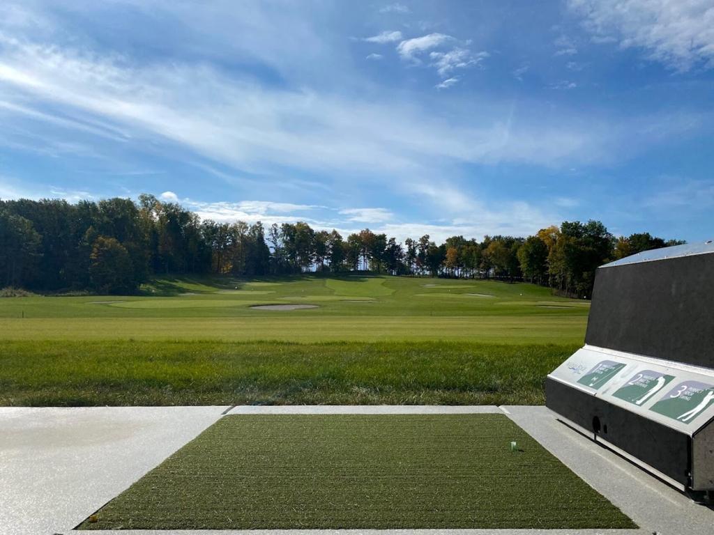 waters-edge-golf-course-1755493736246