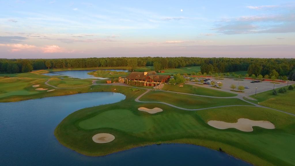 the-quarry-grill-at-bucks-run-golf-club-8