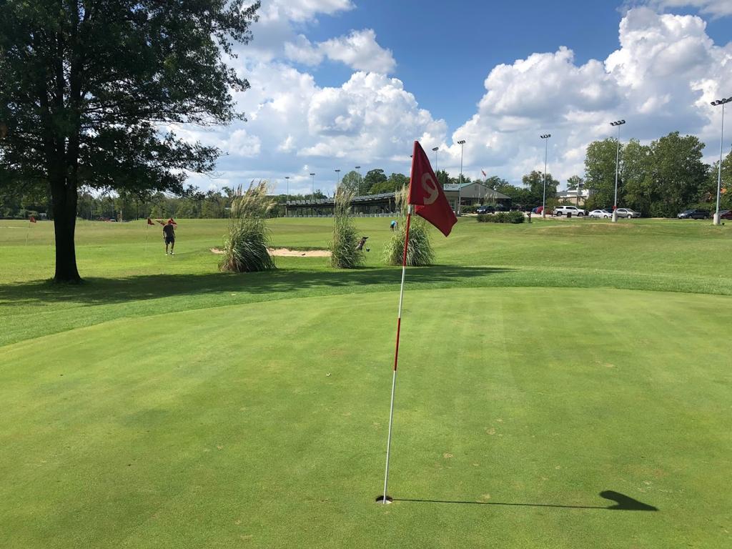 family-golf-and-learning-center-2