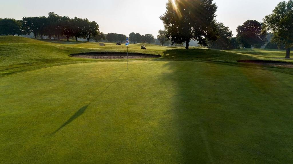royal-meadows-golf-club-1