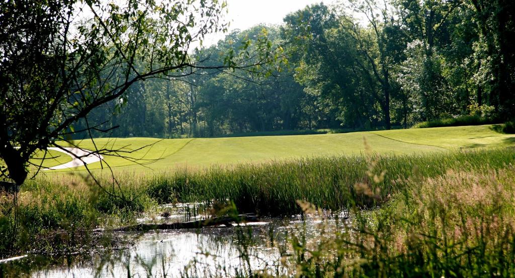 eagle-hills-golf-course-1755478676362