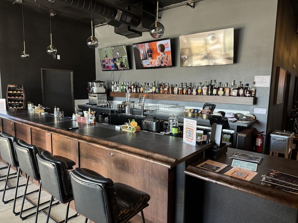 the-golf-lodge-bar-simulators-2