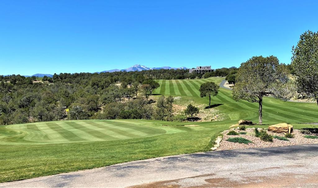 rainmakers-resort-and-club-1