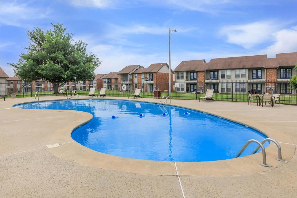 country-club-apartments-4