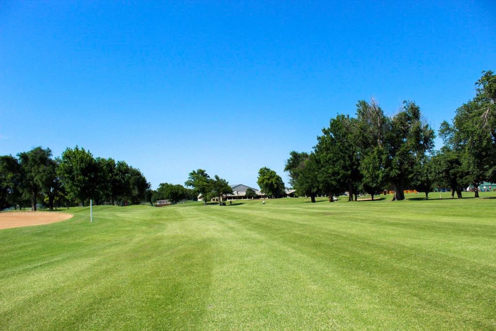 hidden-trails-golf-country-club-1