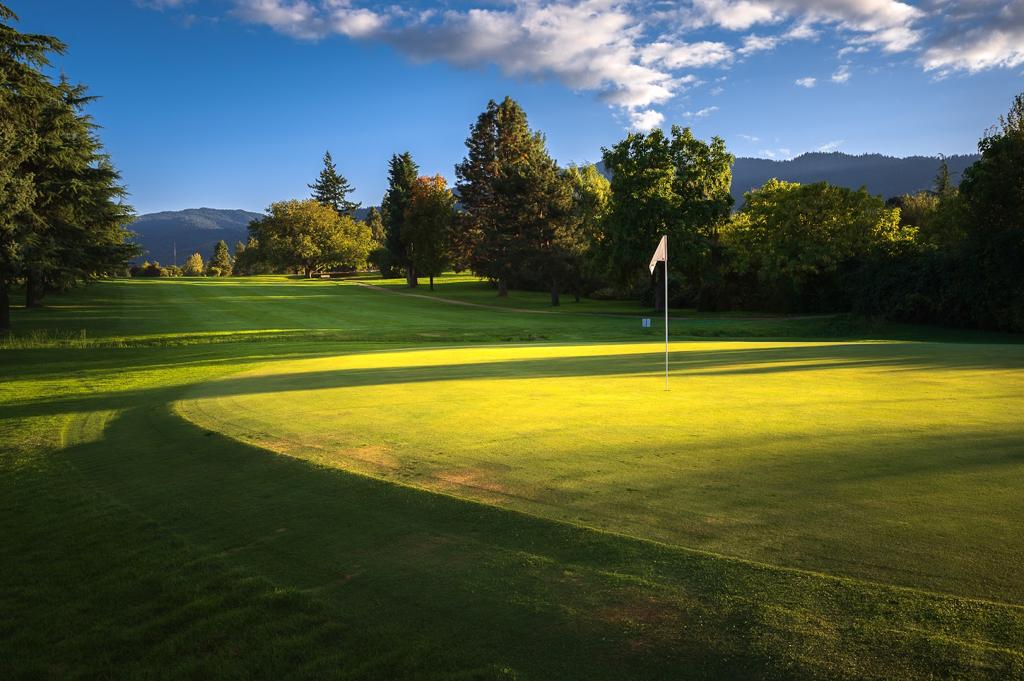 oak-knoll-golf-course-3