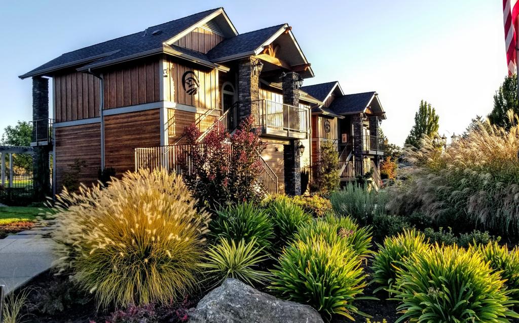 resort-at-eagle-point-golf-club-lodging-1755476642200