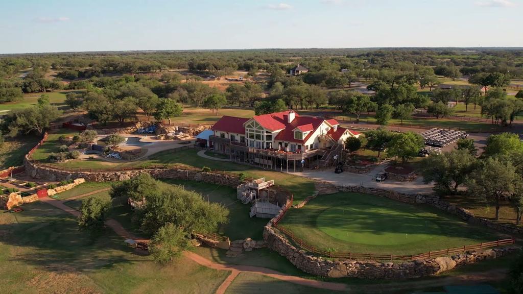 the-hideout-golf-club-and-resort-3