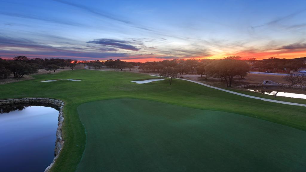 kissing-tree-golf-club-1