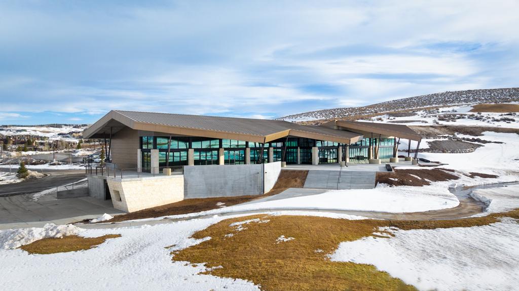 promontory-hills-golf-course-and-clubhouse-2