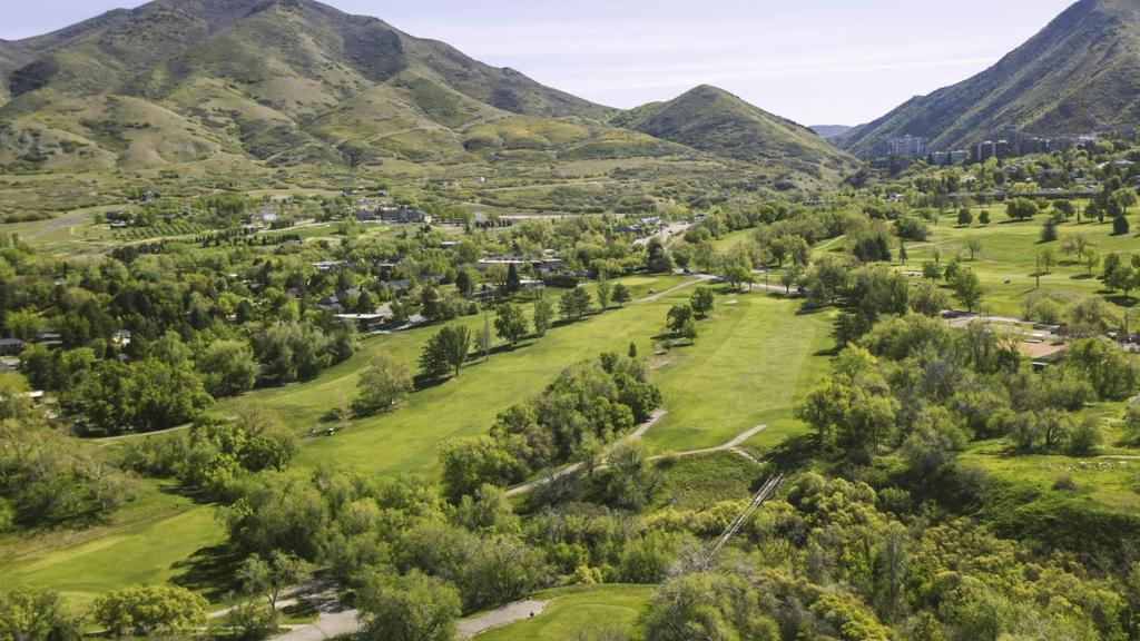 bonneville-golf-course-1