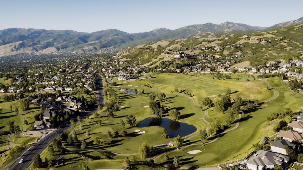 eaglewood-golf-course-1